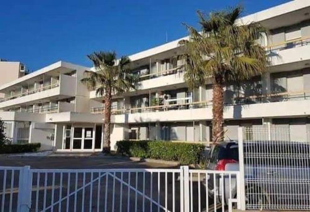 100 M De La Plage - Les Cigales De Mer - Studio Cabine - Parking Le Grau-du-Roi Kültér fotó