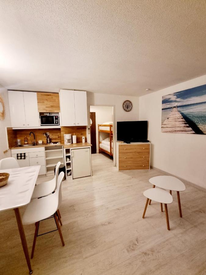 100 M De La Plage - Les Cigales De Mer - Studio Cabine - Parking Le Grau-du-Roi Kültér fotó