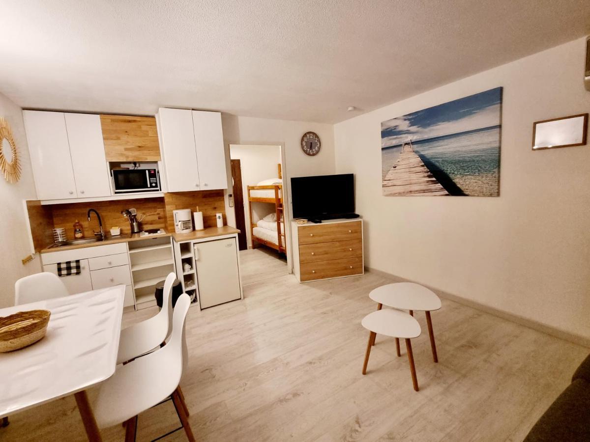 100 M De La Plage - Les Cigales De Mer - Studio Cabine - Parking Le Grau-du-Roi Kültér fotó