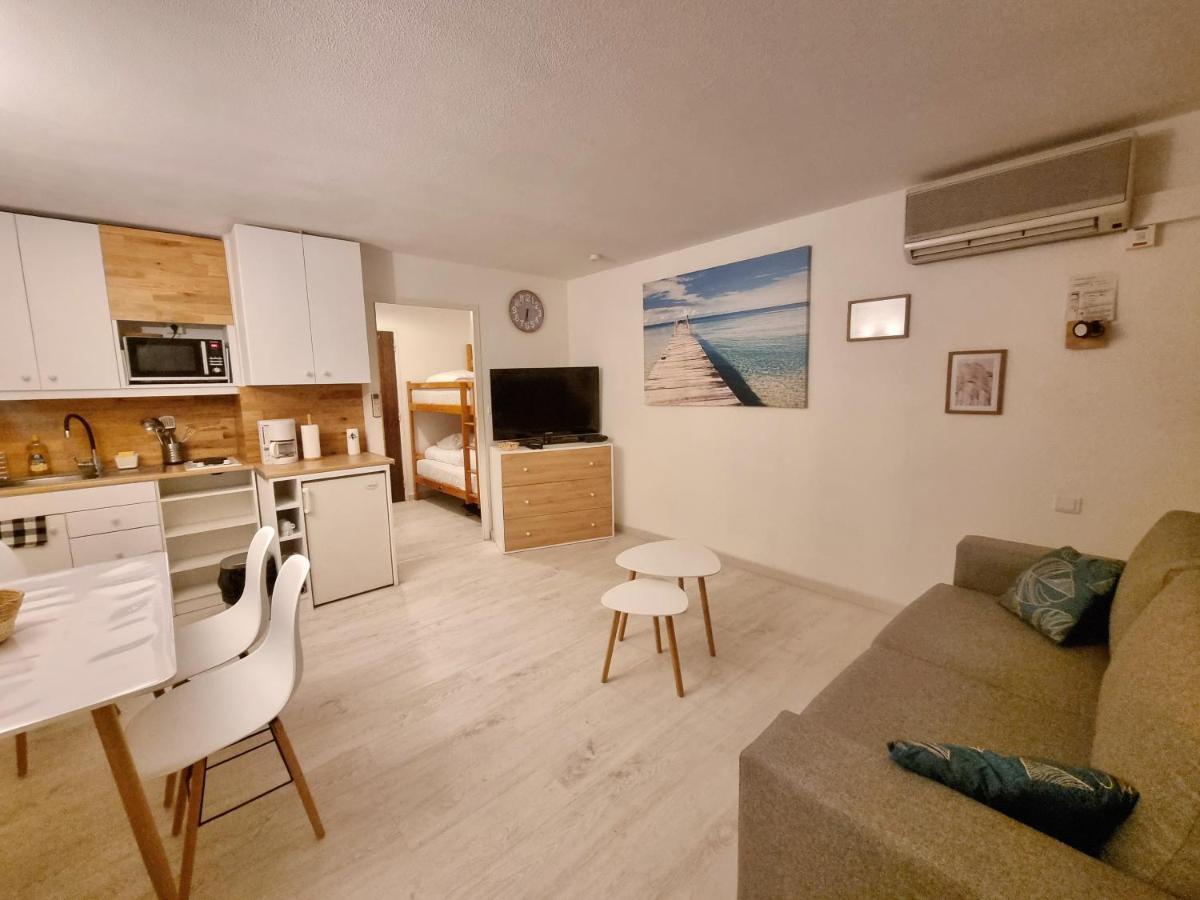 100 M De La Plage - Les Cigales De Mer - Studio Cabine - Parking Le Grau-du-Roi Kültér fotó