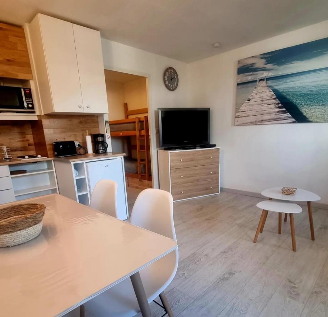 100 M De La Plage - Les Cigales De Mer - Studio Cabine - Parking Le Grau-du-Roi Kültér fotó